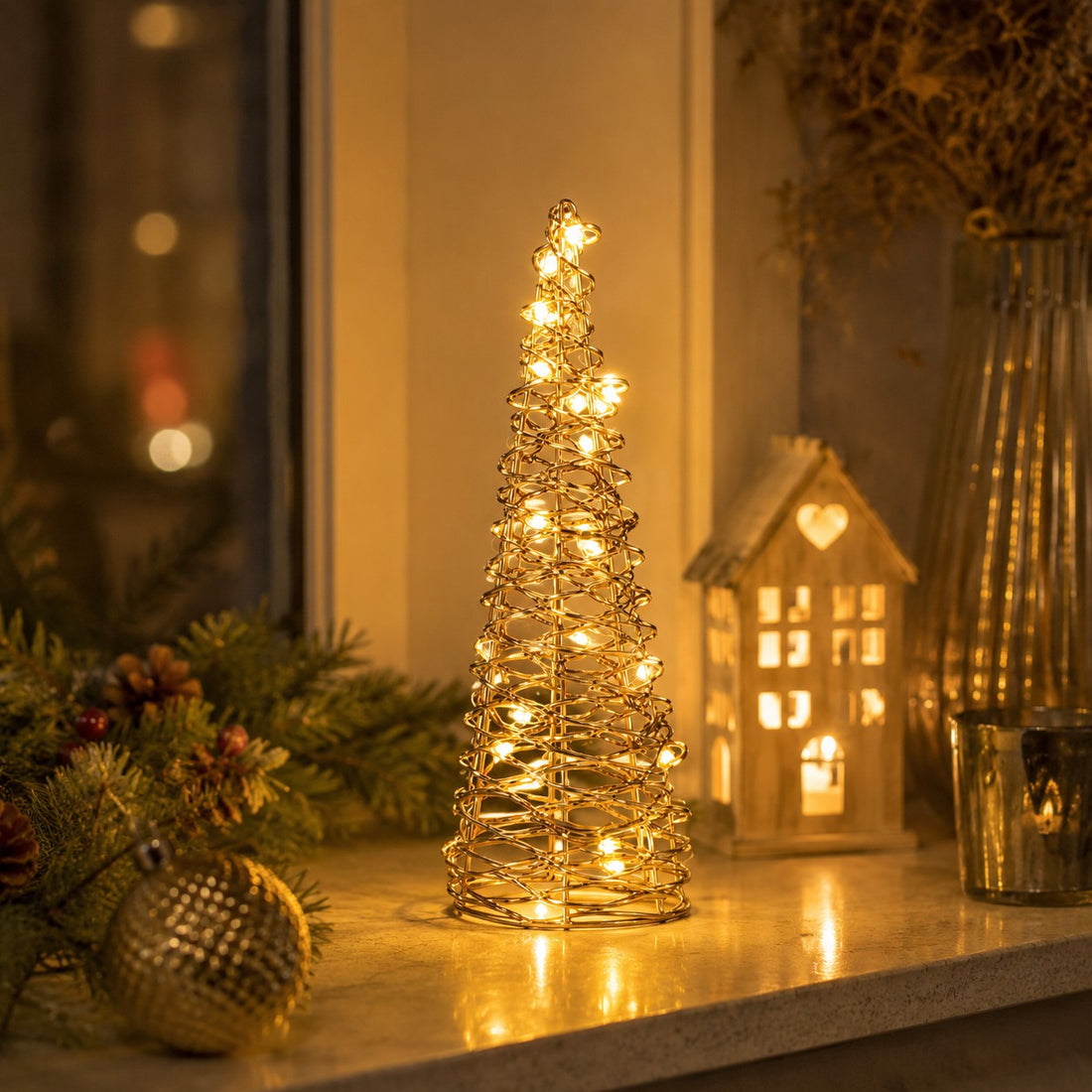 Ad Trend Albero di Natale Oro 20 LED H 40 Cm Luce calda