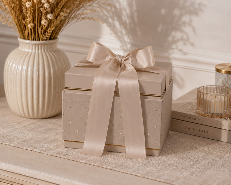 L'Arcolaio Caja Navideña Rectangular Mediana de Terciopelo Velvet Gris Pardo