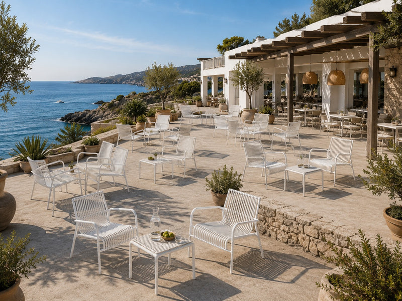 L'Arcolaio Set Giardino Ponza Bianco: 2 Poltrone e Tavolino UV