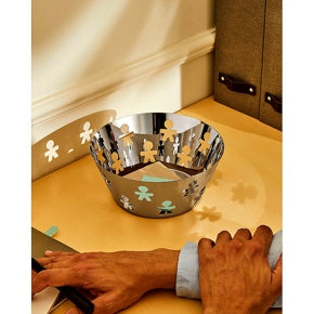 alessi alessi cestino traforato girotondo in acciaio d 205 cm cestino design moderno per tavola ean 8003299921737