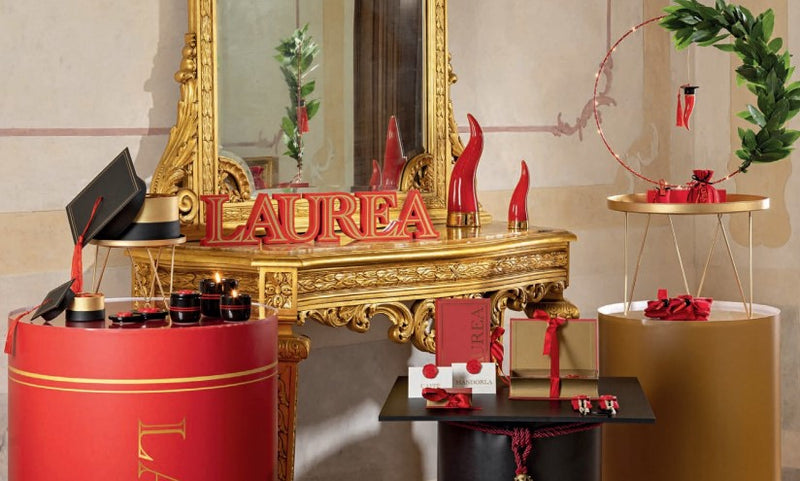 Cupido&Co. Birrete de Graduación con Bolsa 70 x 90 Mm Rojo 12 Uds