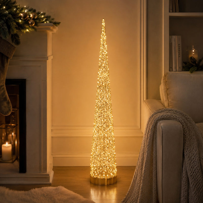 Ad Trend Albero di Natale in ferro e PE oro con 600 LED H 150cm