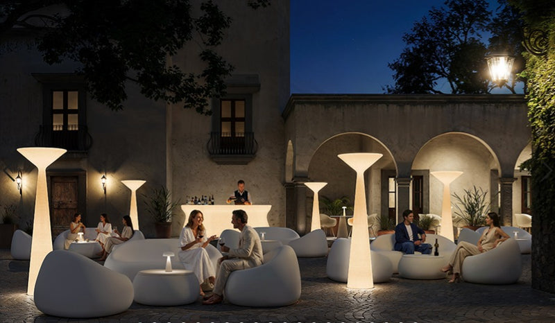 Plust Tebe Light Lampada Indoor & Outdoor White Light con Kit Luce e Lampadine – Illuminazione di Design
