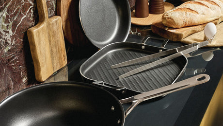 alessi alessi pots pans padella d 28 cm con manico nero ean 8003299496709