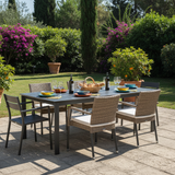 Fino a 12 posti con un gesto: tavolo allungabile Bizzotto Konnor 200–300 cm in alluminio antracite, telescopico, con ruote. Perfetto per outdoor e contract.  ean 8051836019560
