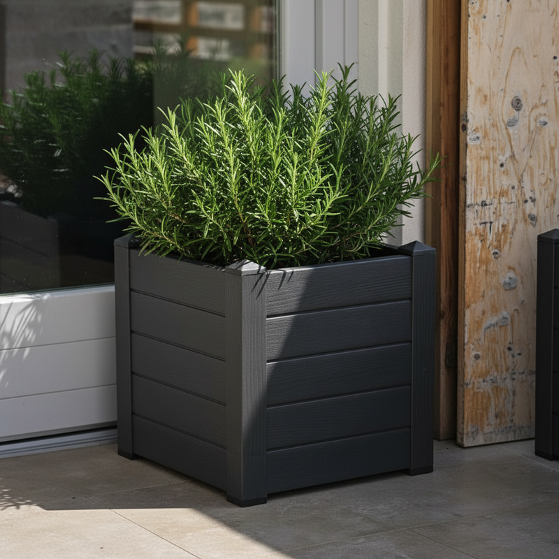 Vaso fioriera quadrato in resina UV, texture trama, -30°÷+60°C. TeraPlast Trama 001 Ash Antracite, 42×42×40 cm, grigio scuro. ean-8051560244177