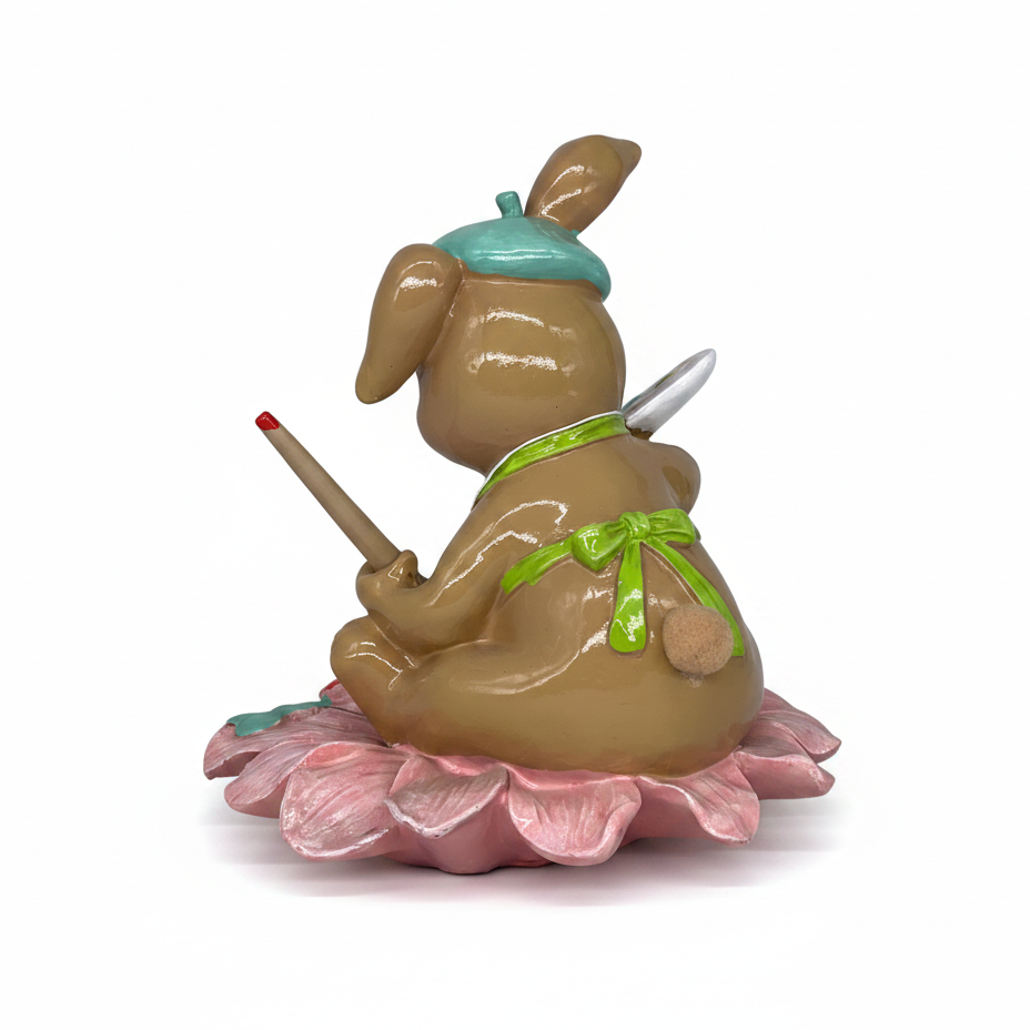 Statuina coniglio pittore Arpimex su fiore rosa 15cm: decorazione Pasqua e bomboniera in resina. ean 8018318439698