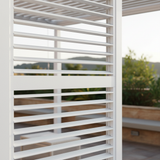 Pannello Mobile Orientabile Vulcano 93x235 Bianco – Dettaglio Lamelle Bianche Luce Geometrica
