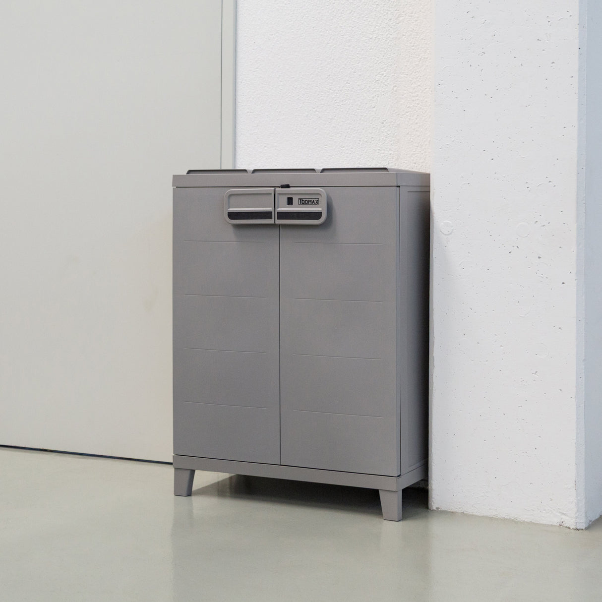 toomax toomax armadio 2 ante second life 66 x 40 cm h 88 cm grigio tortora mobile multiuso in plastica riciclata ean 8009371904551