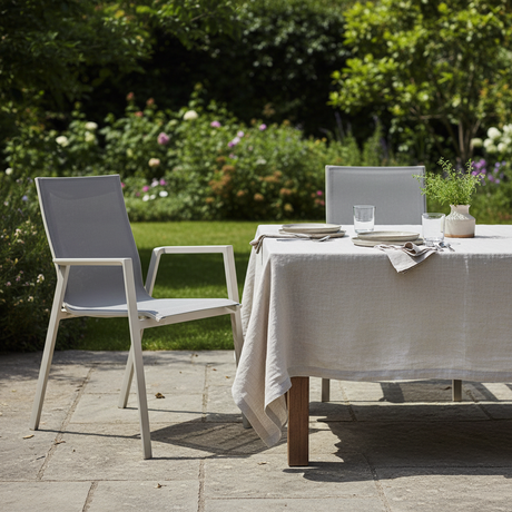 Konnor Pelican – Giardino pranzo