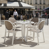 Tavolata bistrot con sedie Palma bicolore